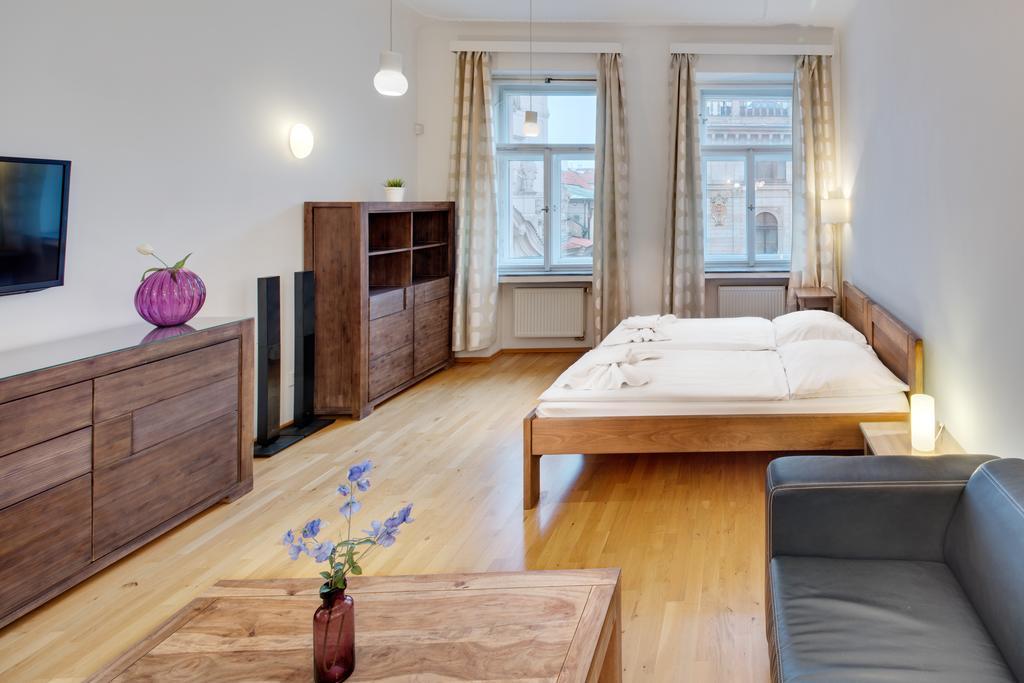 Selinor Old Town Apartments Прага Екстер'єр фото