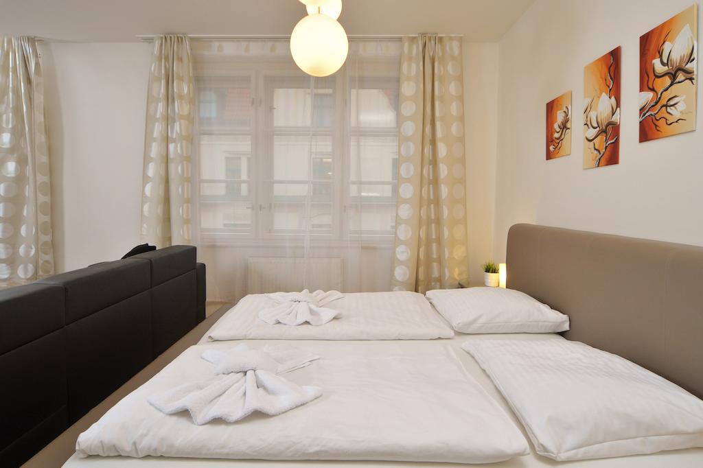 Selinor Old Town Apartments Прага Номер фото