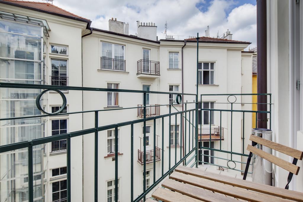 Selinor Old Town Apartments Прага Екстер'єр фото
